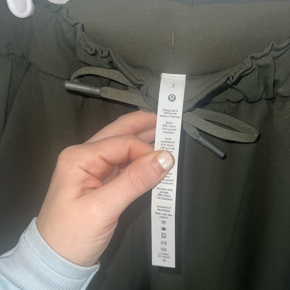 Lululemon lululemon Women's License to Train size 2 - Picture 6 of 13